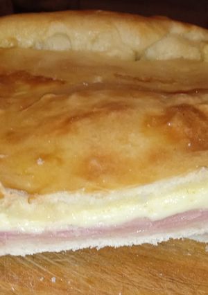 Una foto de Torta de fiambre fácil y muy rica 🤤😋