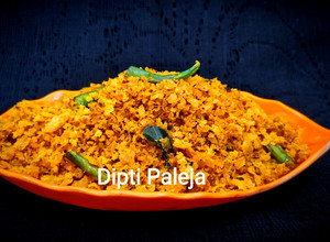 A picture of Roti Chivda.