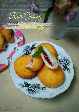 Foto resep Roti Goreng Strawberry