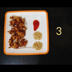 A picture of Onion pakoda.