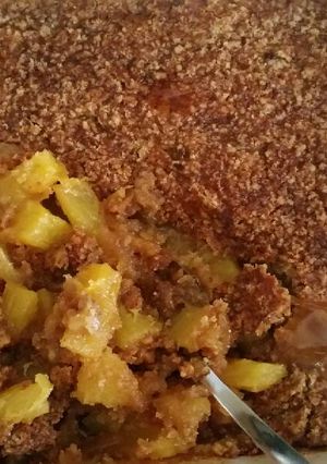 A picture of Tricia's Pineapple Crisp.