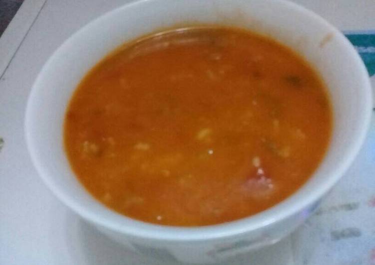 شوربه حمراء 🍜