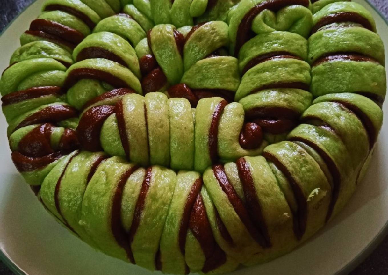 Cara Gampang Menyiapkan Steam woll roll bread/ roti gulung kukus coklat
pandan, Sempurna