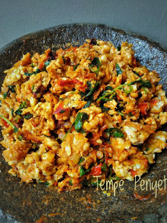 Foto resep Tempe Penyet Daun Kemangi