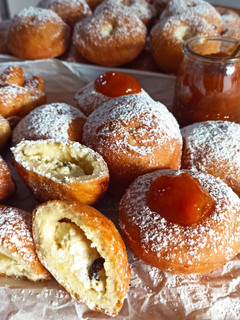 Túróval töltött 🍩 fánk recept fotója