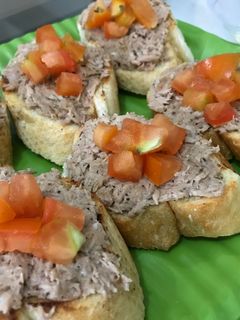Foto resep Bruschetta Tuna tanpa oven