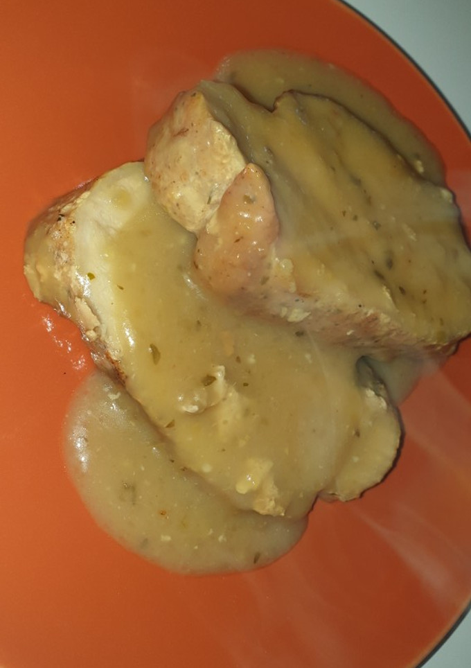 Una foto de 🍐🍍Bola de cerdo al horno con salsa de pera y piña