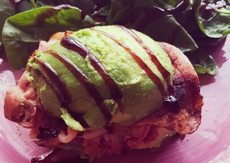 Avocado burger