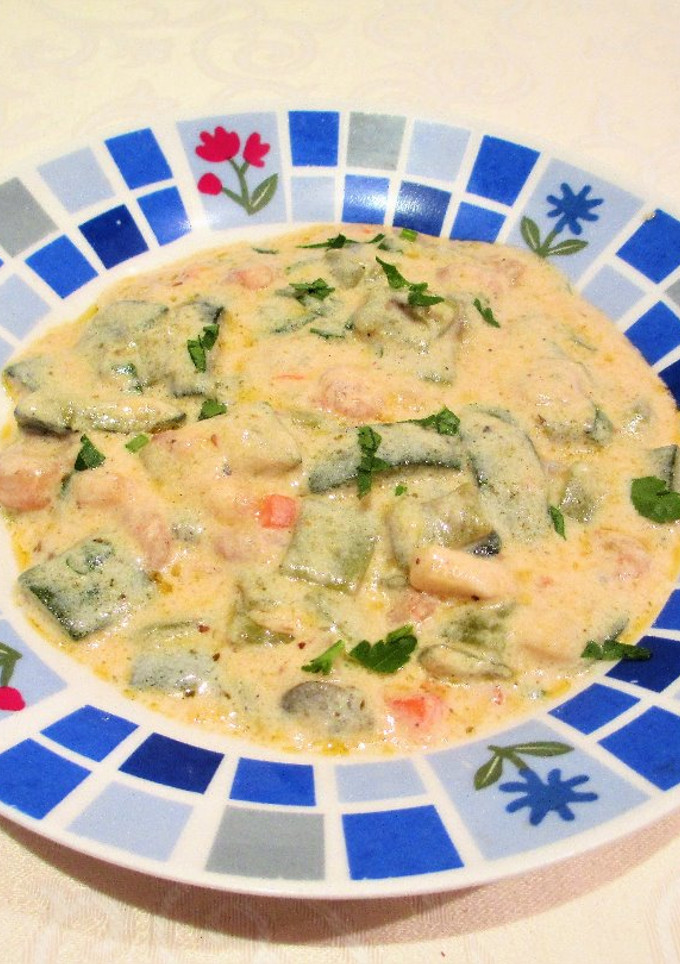 Una foto de Verdura variada con gambas en salsa de natabajo en grasa
