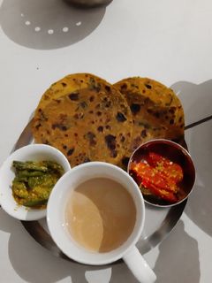 મેથીના થેપલા (Methi Thepla Recipe In Gujarati) રેસીપી મુખ્ય ફોટો