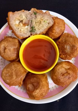 બફ વડા (Buff Vada Recipe In Gujarati) રેસીપી મુખ્ય ફોટો