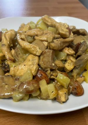 Una foto de Pollo thai