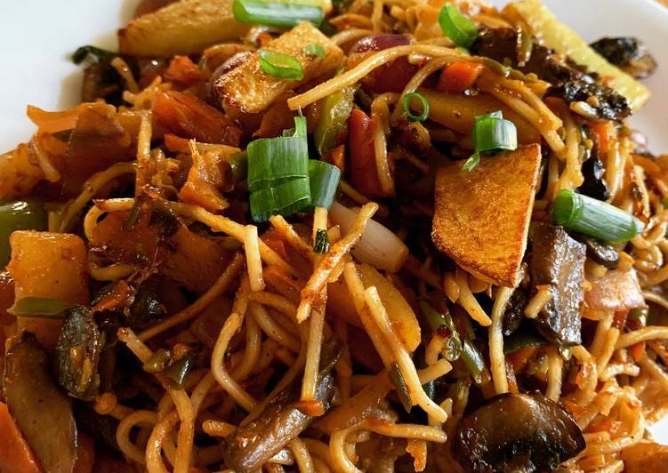 How to Make Any-night-of-the-week Spicy Schezwan Noodles