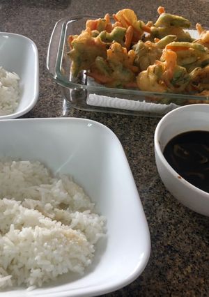 Una foto de Kakiage - tempura de vegetales