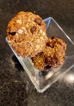Una foto de Galletas básicas con proteína en freidora de aire