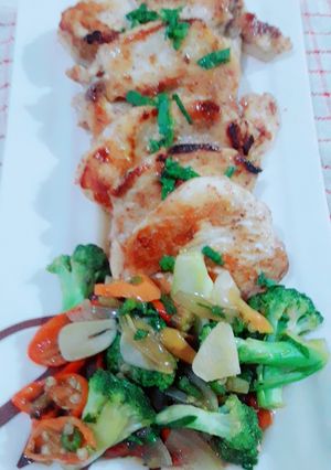 Foto resep Ayam Bakar Tumis Brokoli