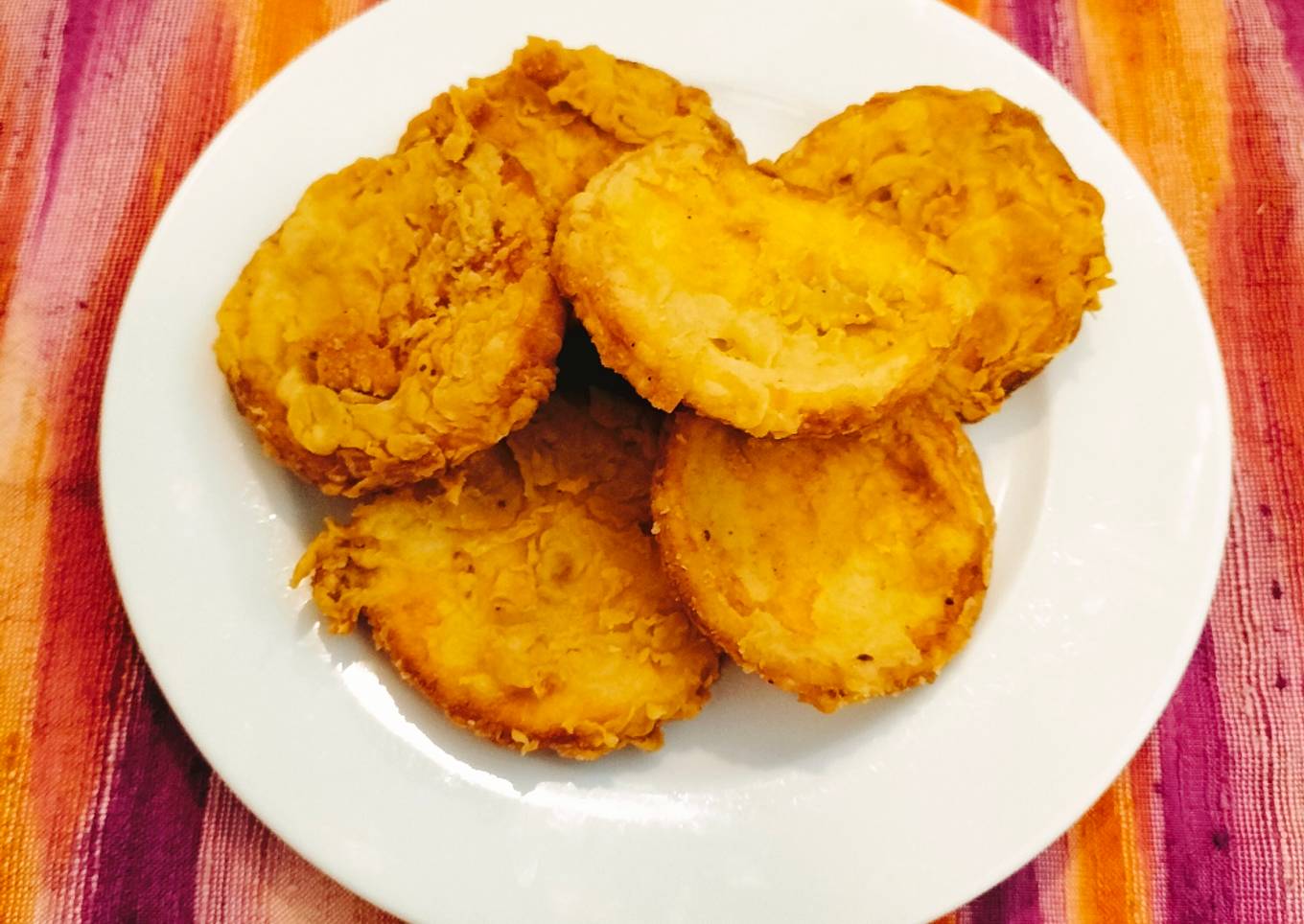 570. Telur Keju Krispi