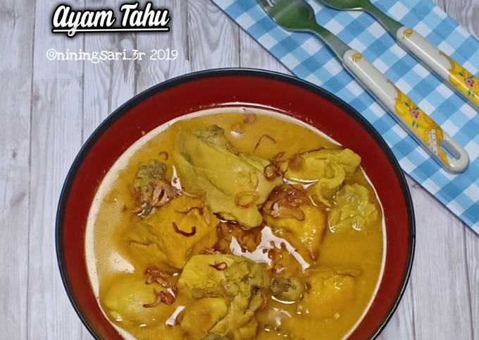 Opor Ayam Tahu