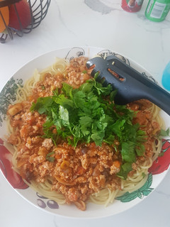 A picture of Pasta with minced meat.