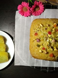 बनाना पिस्ताचियो पाउंड केक (banana pistachio pound cake recipe in hindi) रेसिपी मुख्य फोटो