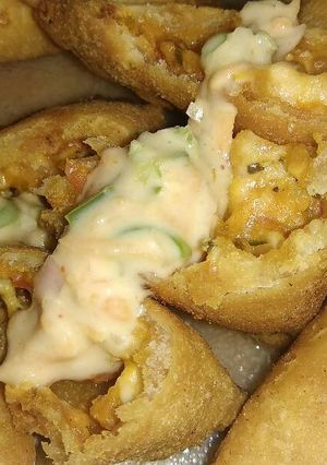 A picture of Mini samosa.