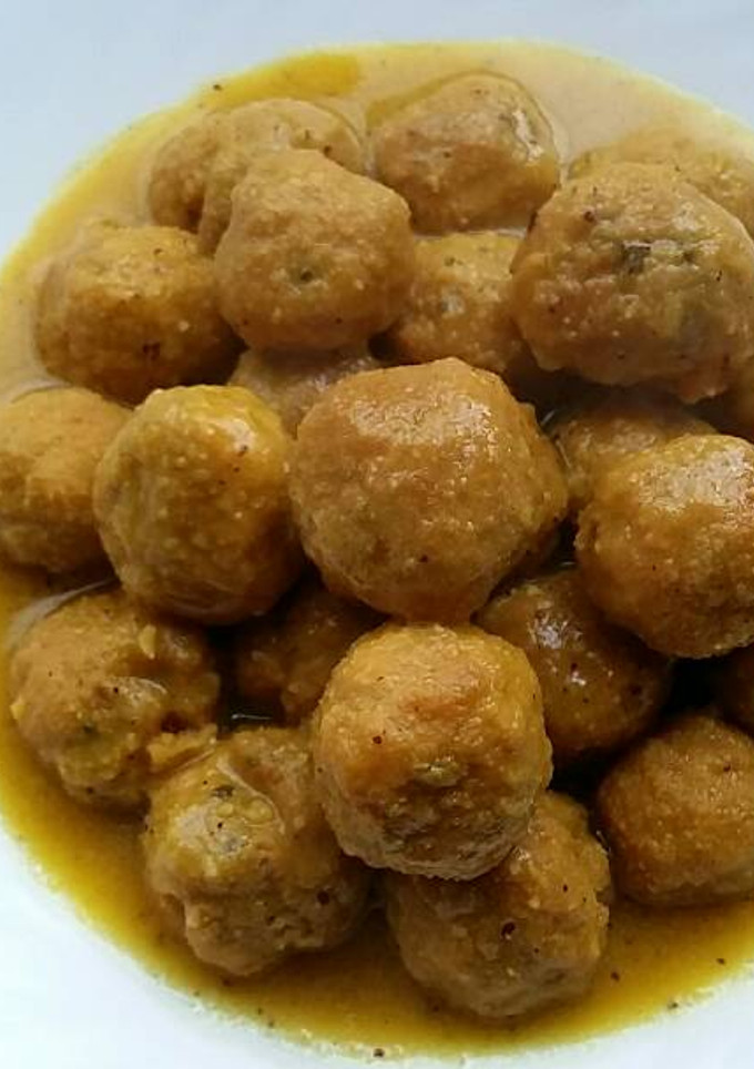 Una foto de Albóndigas en salsa de almendras