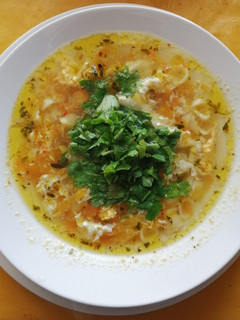Una foto de Sopa de Caracolitos al Merkén
