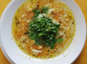 Una foto de Sopa de Caracolitos al Merkén