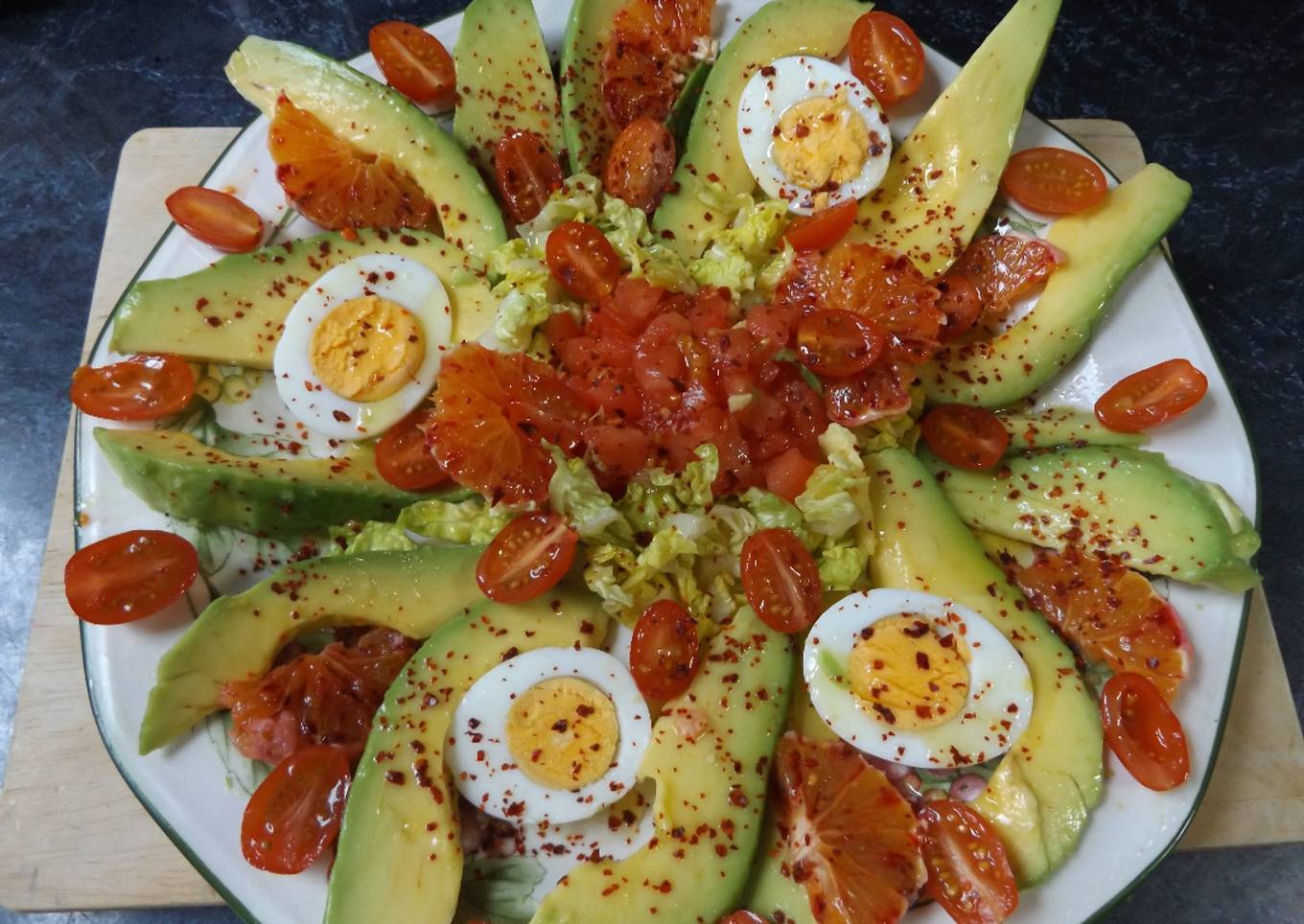 Ensalada de aguacate y naranja sanguina