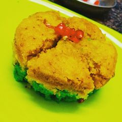 A picture of Tiranga instant flower idli.