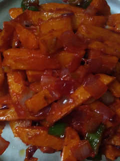 चिल्ली पोटैटो (chilli potato recipe in Hindi) रेसिपी मुख्य फोटो