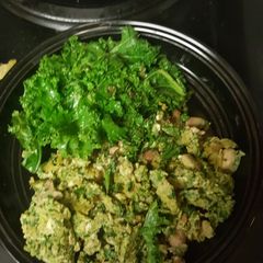A picture of Green eggs and wham (whatever meat).