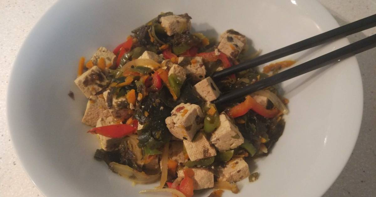 Tofu con verduritas y algas Receta de Mónica Royo- Cookpad