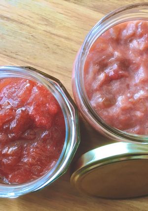 Hình của món 🌱 Mứt Đại Hoàng (Rhubarb) Hai Vị (Vị Nguyên Bản Và Vị Chuối).