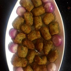 A picture of Chicken Seekh Kabab.