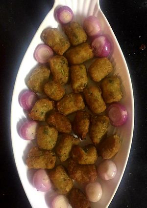 A picture of Chicken Seekh Kabab.