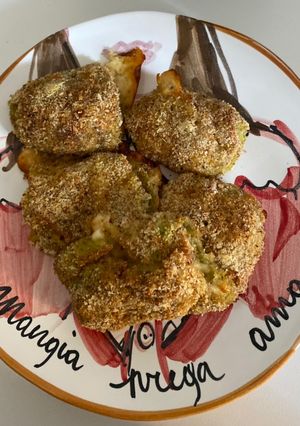 Foto di Saccottini di verza ripiena di mortadella e provola affumicata