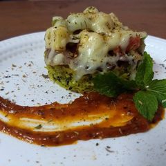 A picture of Mint dhokla canapes.