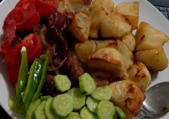 Fried liver and potatoes