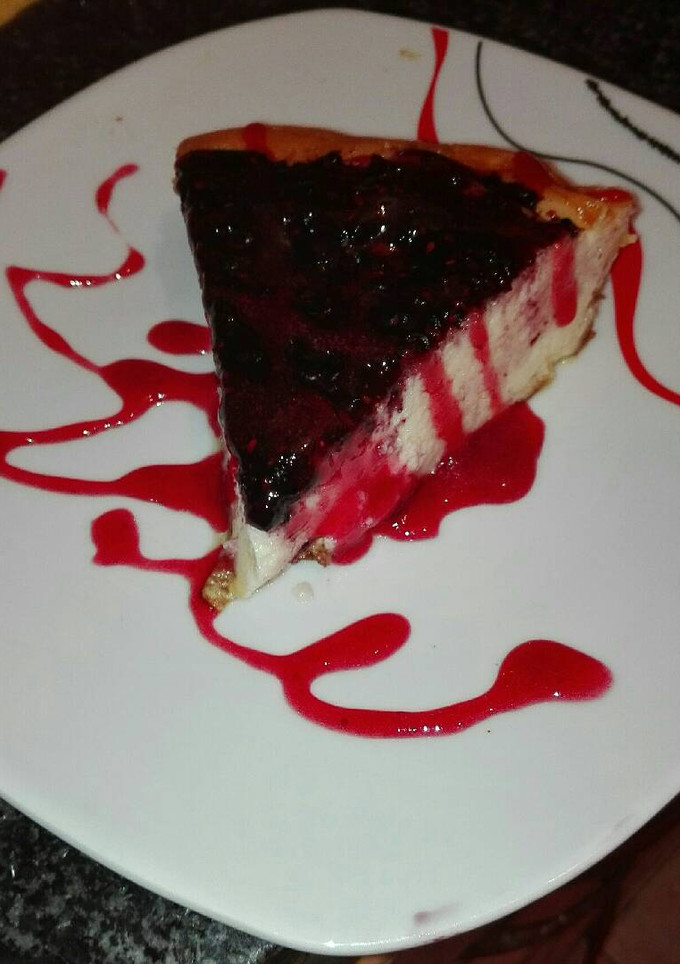 Una foto de Tarta de queso con mermelada casera de Moras silvestre
