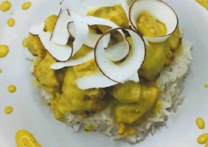 Poulet curry lait de coco de La Cuisine De La Bouli Family - Cookpad