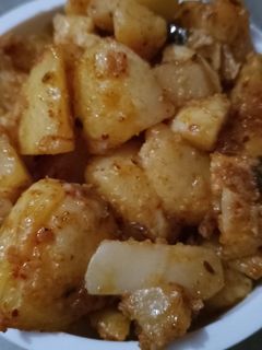 जीरा आलू(jeera aloo recipe in hindi) रेसिपी मुख्य फोटो