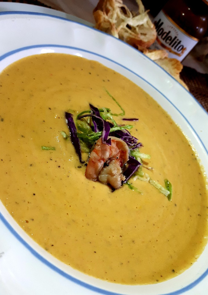 Una foto de Crema de camarón