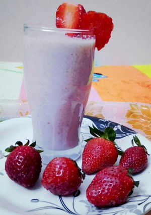 A picture of Strawberry milkshake.