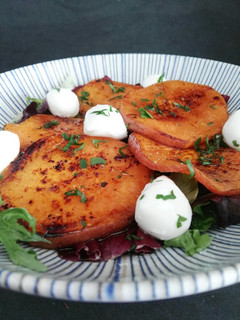 Una foto de Ensalada de boniato glaseado con naranja