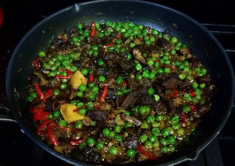 Tumis Daging Kacang Polong