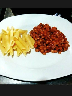 A picture of Five ingredients recipe. Penne Pasta and Ewa Iyogin.