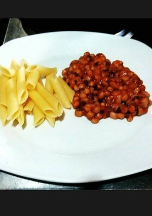 A picture of Five ingredients recipe. Penne Pasta and Ewa Iyogin.