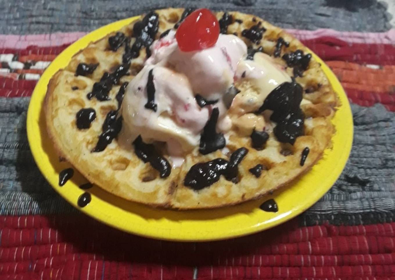 Waffles con helado!💕