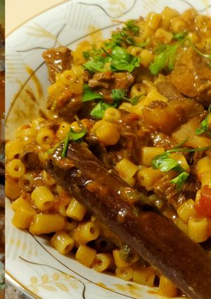 صورة لوصفة المكرونة الجارية (المبكبكة) المشهورة عند البدو والليبيين🥘 احلى اكله فى الشتاء